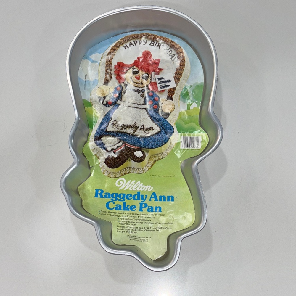 Wilton 1981 Raggedy Ann Cake‎ Pan 5023797 VTG